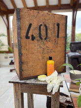 Load image into Gallery viewer, Tea Chests